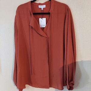 Women's blouse